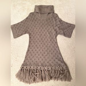 Kenar Women's taupe/grey Wool Blend Cowl Neck Short Sleeve Fringe Detail